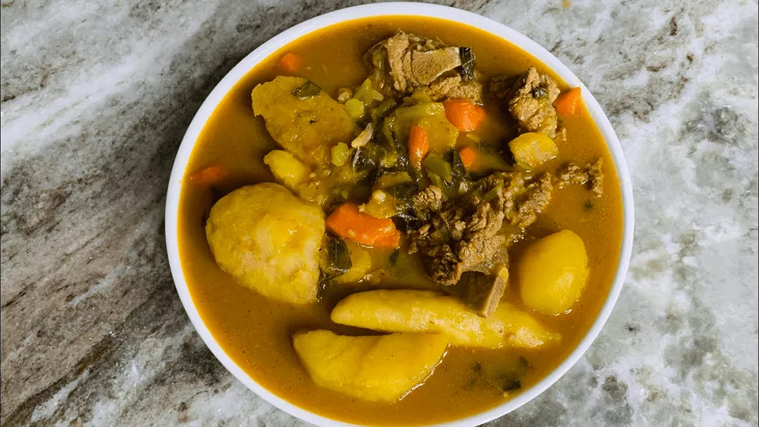 Cuisine Haïtienne - Le Bouillon Haïtien : un plat de convivialité Cuisine Haïtienne - Le Bouillon Haïtien : un plat de convivialité