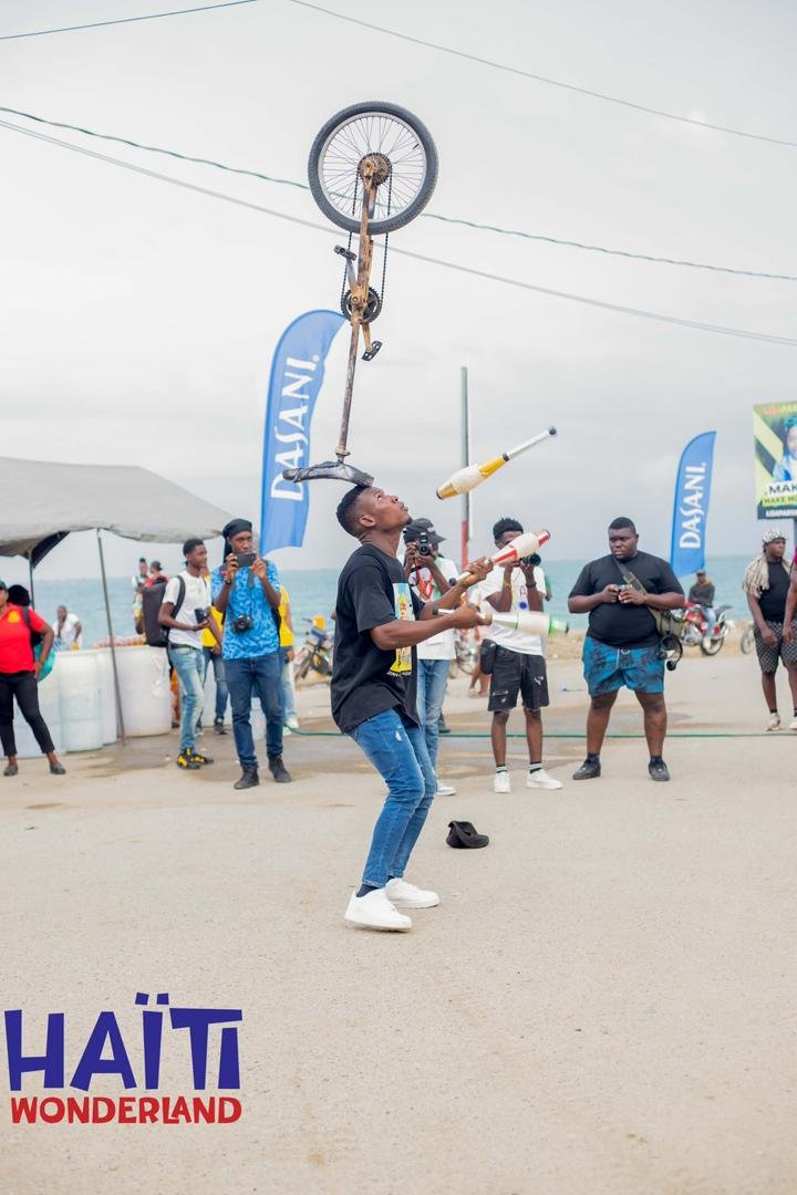 Rara Fest 2025 au Cap-Haïtien : Plongez dans le Cœur des Traditions Haïtiennes ! Rara Fest 2025 au Cap-Haïtien : Plongez dans le Cœur des Traditions Haïtiennes !